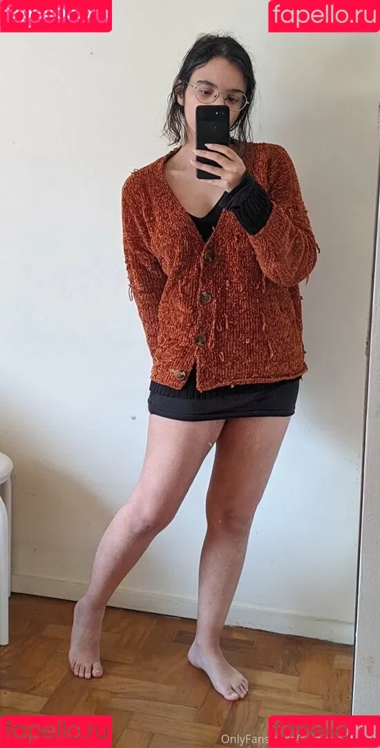 Creature Maria / commiegf / creature_maria / maria the witch Onlyfans Photo Gallery 