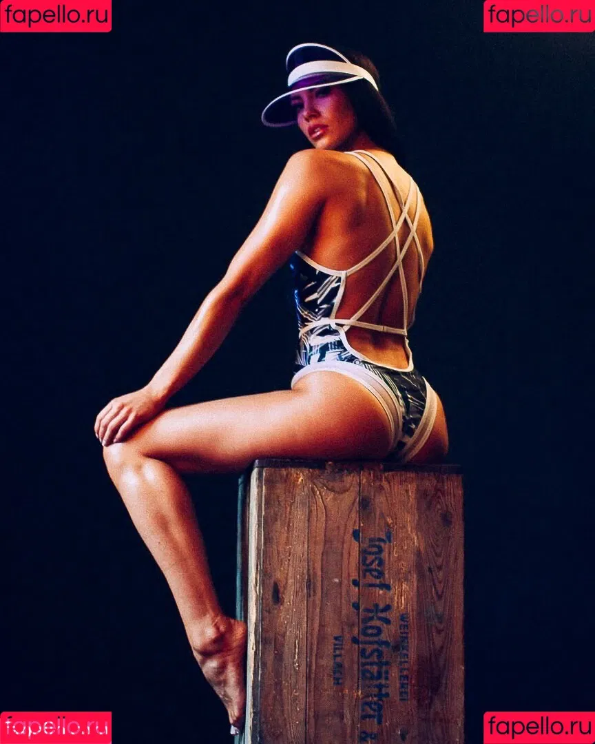 Stephanie Davis / stephaniedavis88 Onlyfans Photo Gallery 