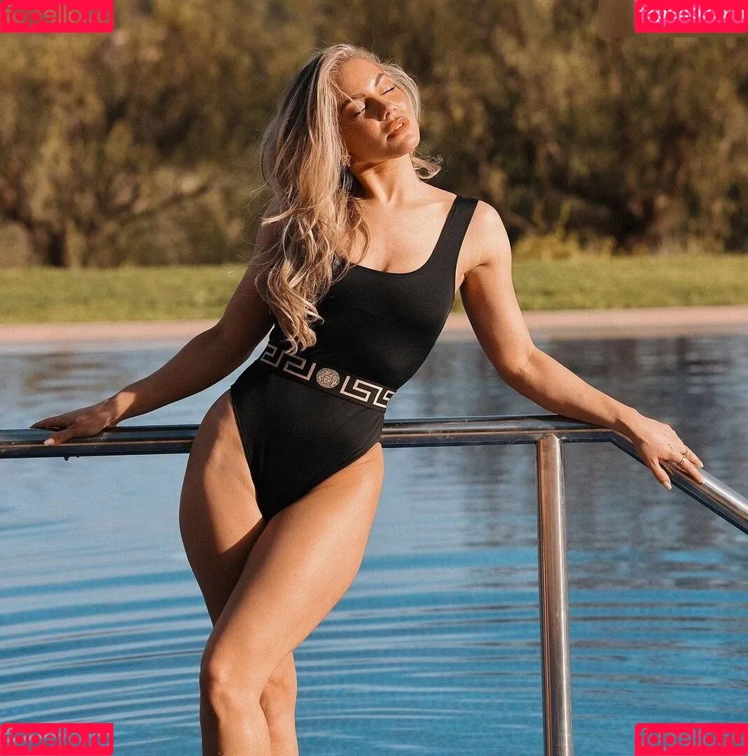 Stephanie Davis / stephaniedavis88 Onlyfans Photo Gallery 
