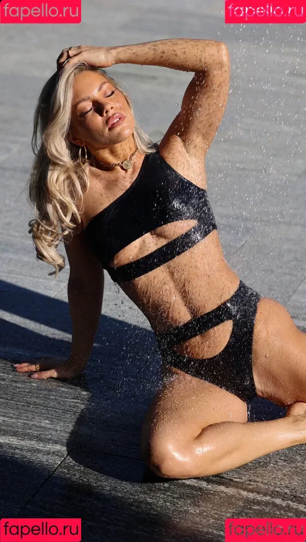 Stephanie Davis / stephaniedavis88 Onlyfans Photo Gallery 