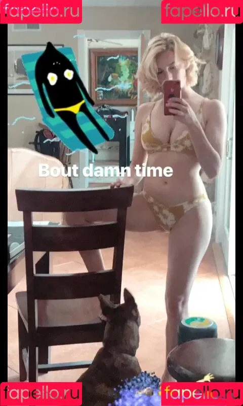 Courtney Miller / co_mill / pikagurlx / typicalvlogs Onlyfans Photo Gallery 