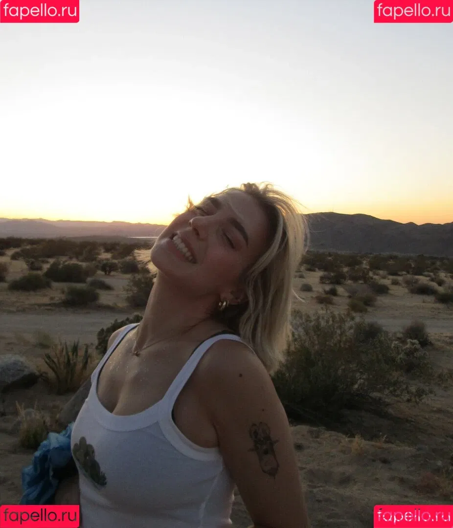 Courtney Miller / co_mill / pikagurlx / typicalvlogs Onlyfans Photo Gallery 