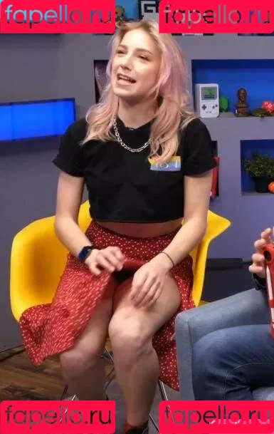 Courtney Miller / co_mill / pikagurlx / typicalvlogs Onlyfans Photo Gallery 
