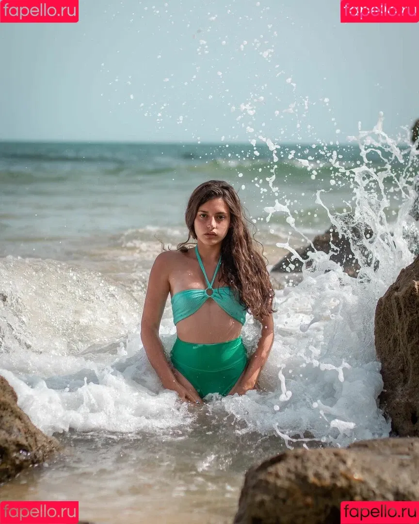 Courtney Miller / co_mill / pikagurlx / typicalvlogs Onlyfans Photo Gallery 