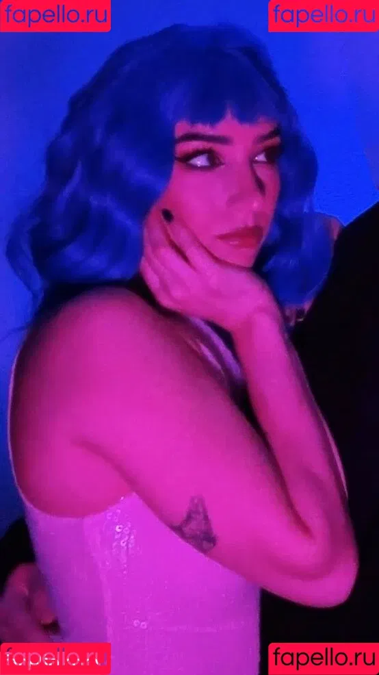 Courtney Miller / co_mill / pikagurlx / typicalvlogs Onlyfans Photo Gallery 