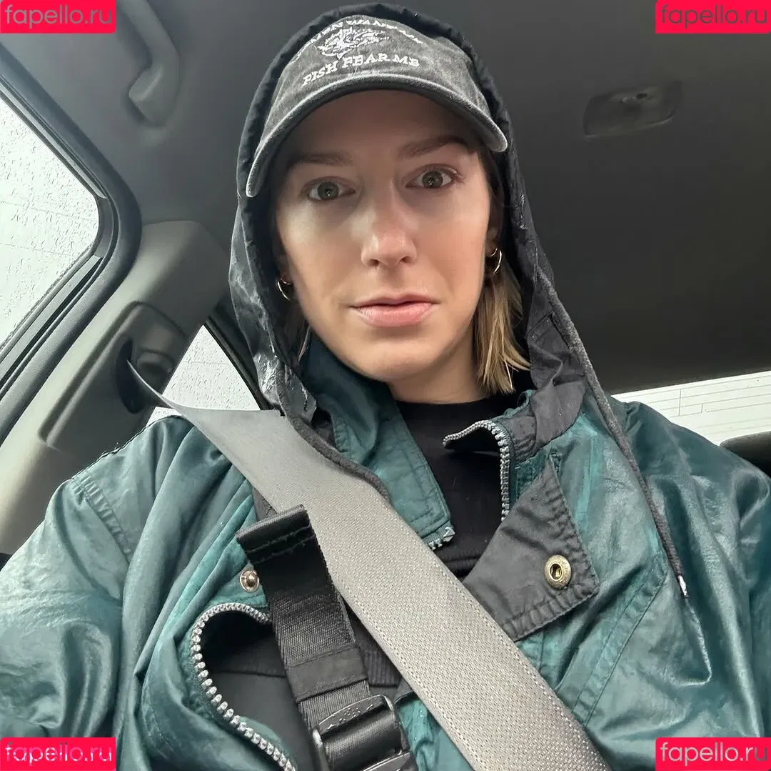 Courtney Miller / co_mill / pikagurlx / typicalvlogs Onlyfans Photo Gallery 