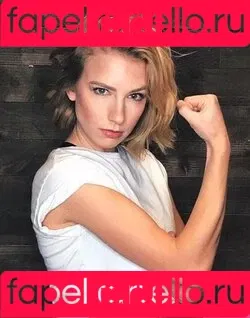 Courtney Miller / co_mill / pikagurlx / typicalvlogs Onlyfans Photo Gallery 