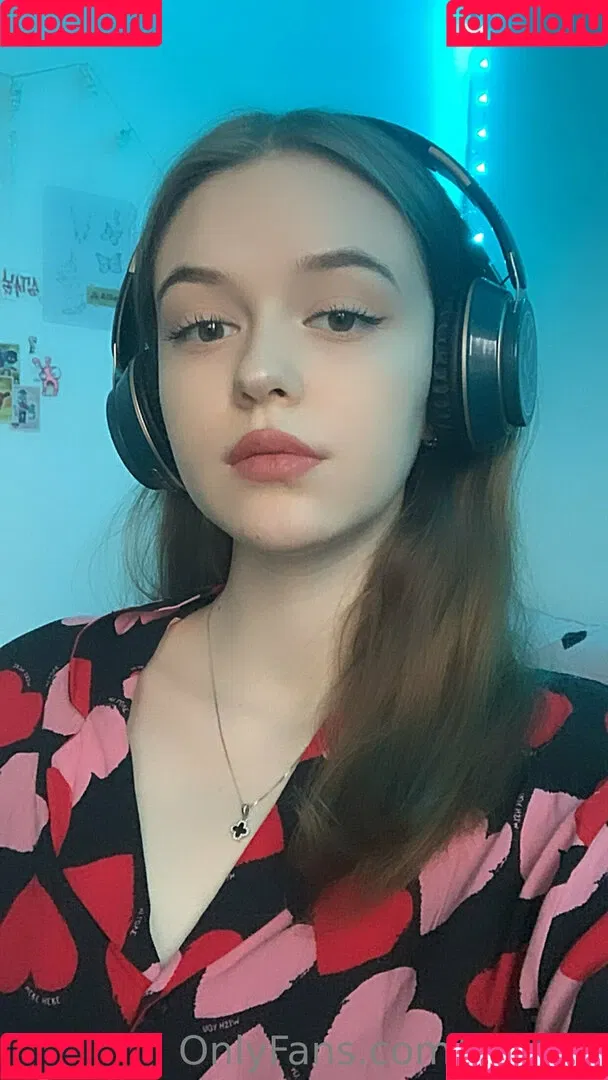 littlemissyanx / ynayrp Onlyfans Photo Gallery 
