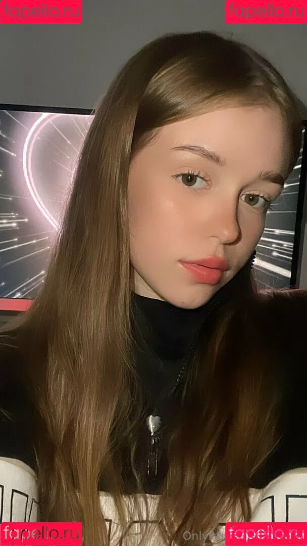 littlemissyanx / ynayrp Onlyfans Photo Gallery 