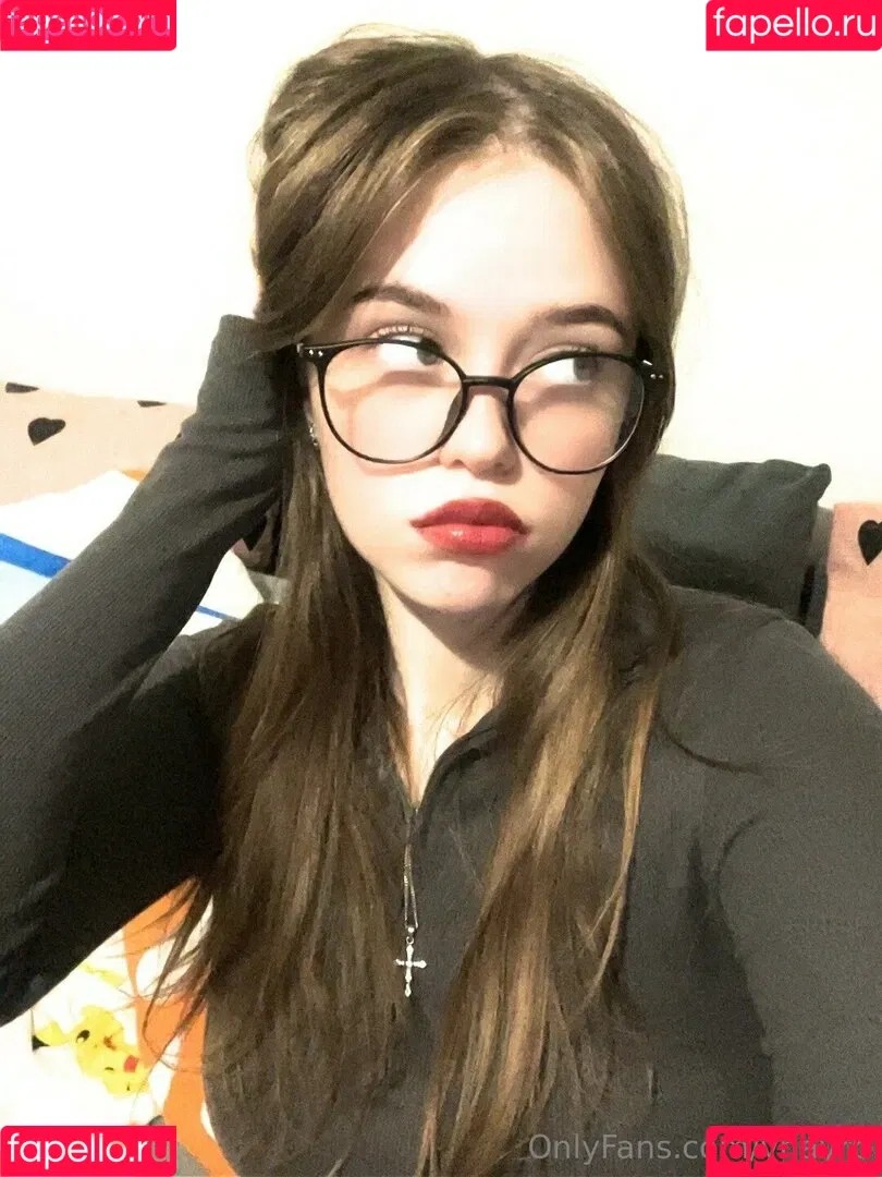 littlemissyanx / ynayrp Onlyfans Photo Gallery 