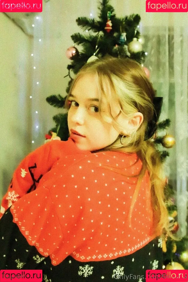 littlemissyanx / ynayrp Onlyfans Photo Gallery 