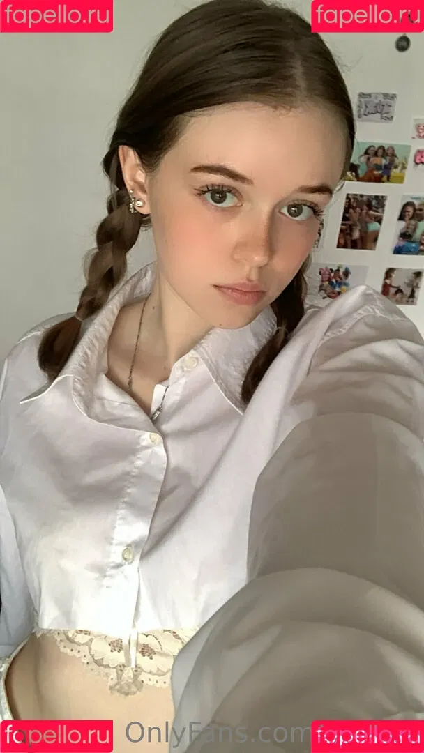 littlemissyanx / ynayrp Onlyfans Photo Gallery 