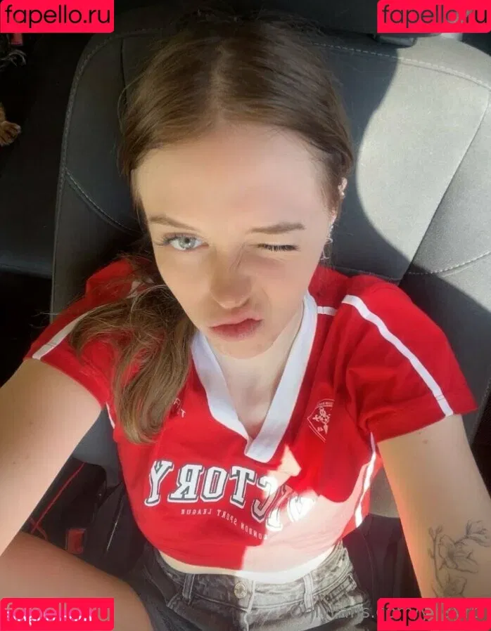 littlemissyanx / ynayrp Onlyfans Photo Gallery 