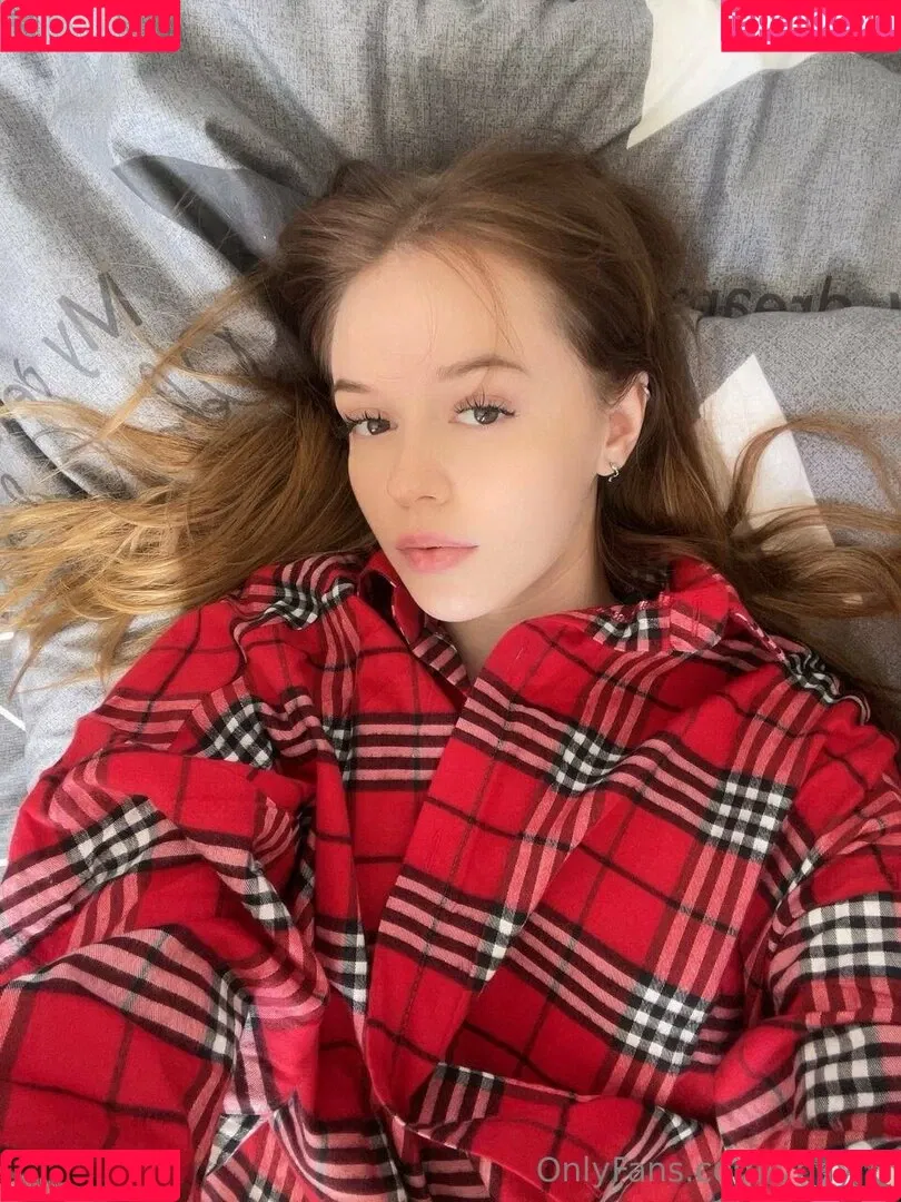 littlemissyanx / ynayrp Onlyfans Photo Gallery 