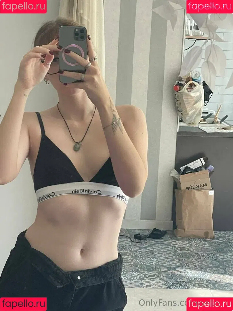 littlemissyanx / ynayrp Onlyfans Photo Gallery 