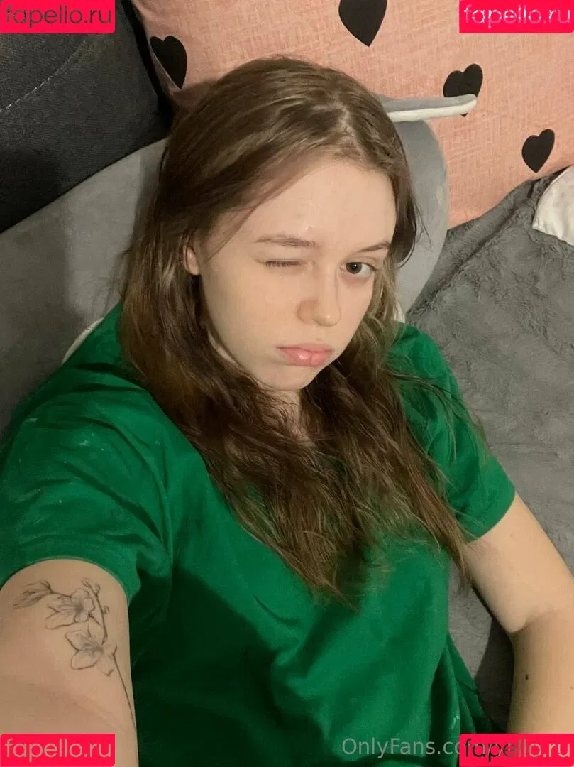 littlemissyanx / ynayrp Onlyfans Photo Gallery 