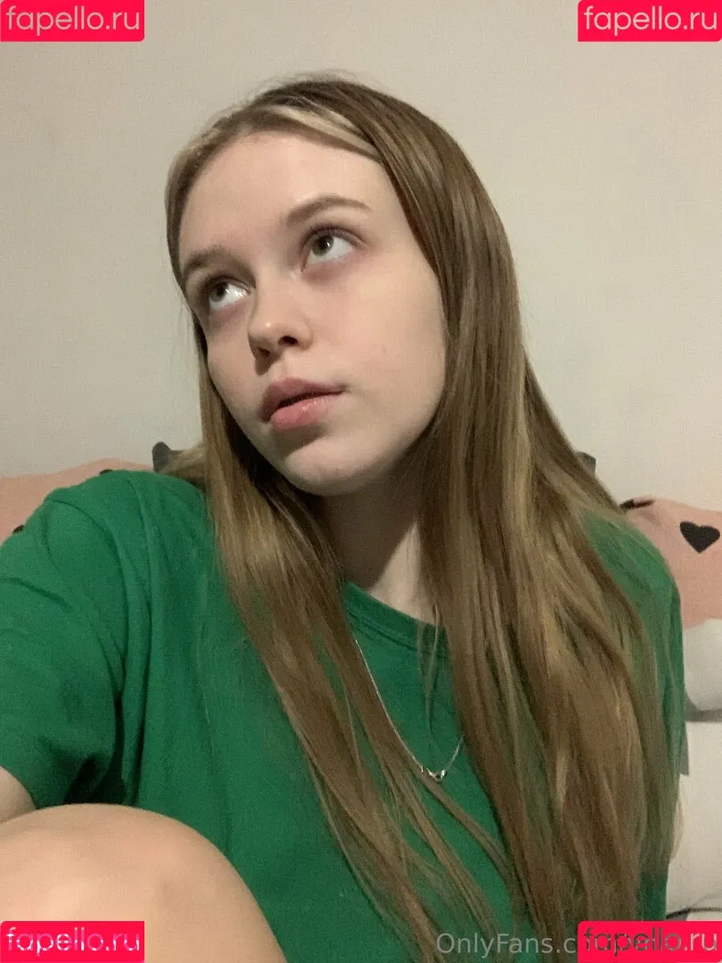 littlemissyanx / ynayrp Onlyfans Photo Gallery 