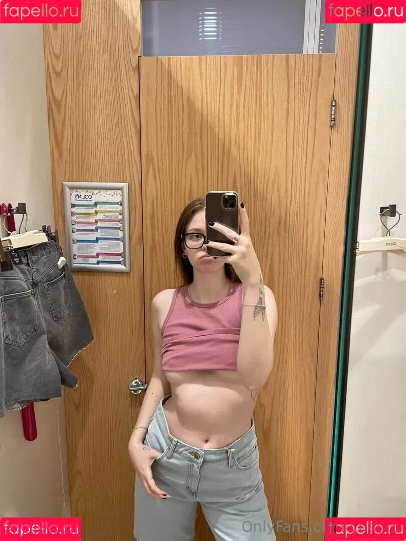 littlemissyanx / ynayrp Onlyfans Photo Gallery 