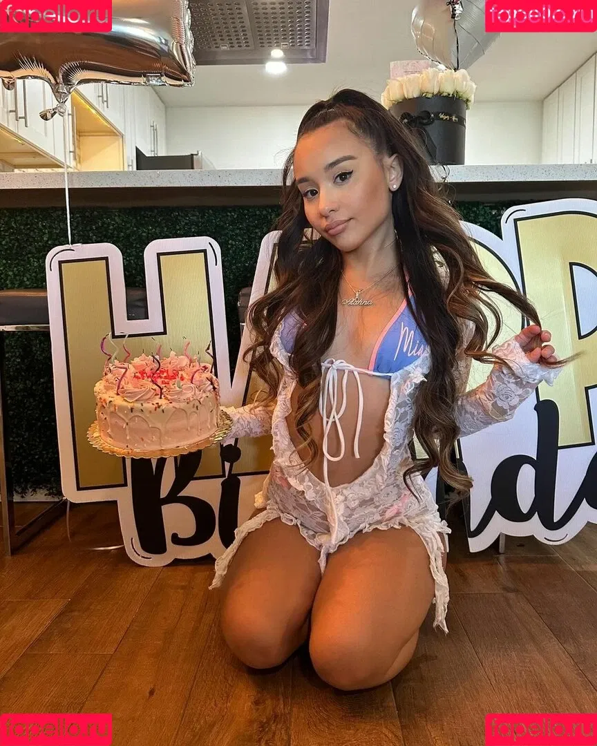 Alahnaly / Alahnalyreal Onlyfans Photo Gallery 