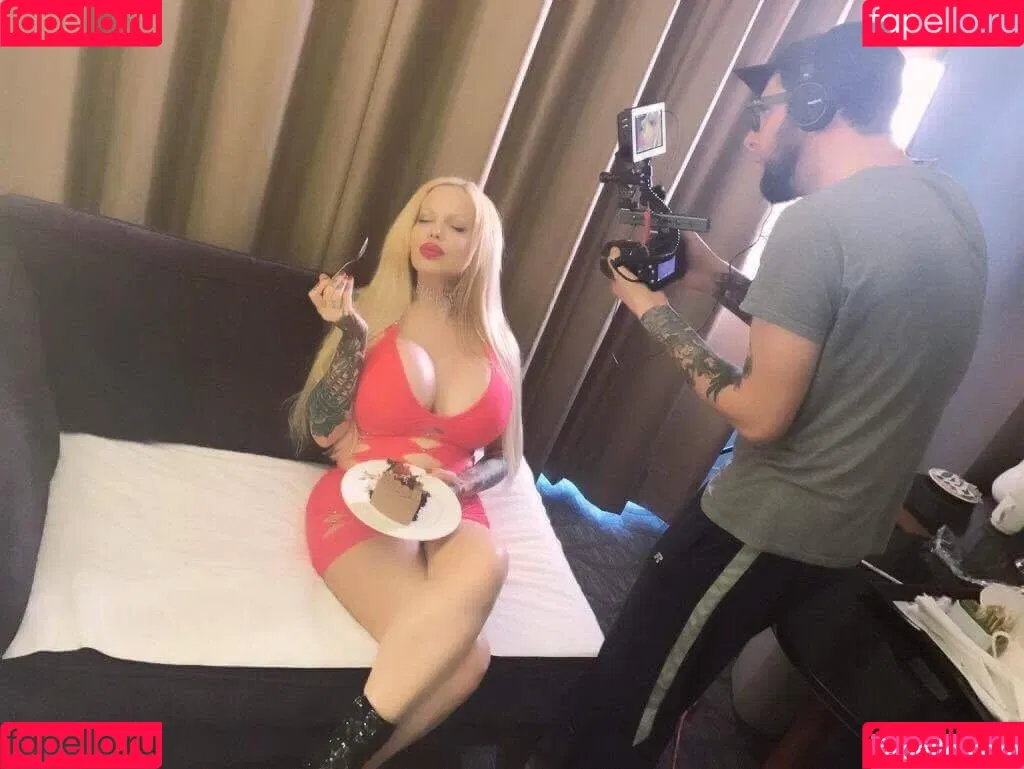 Sabrina Sabrok / sabrinasabrokreal Onlyfans Photo Gallery 