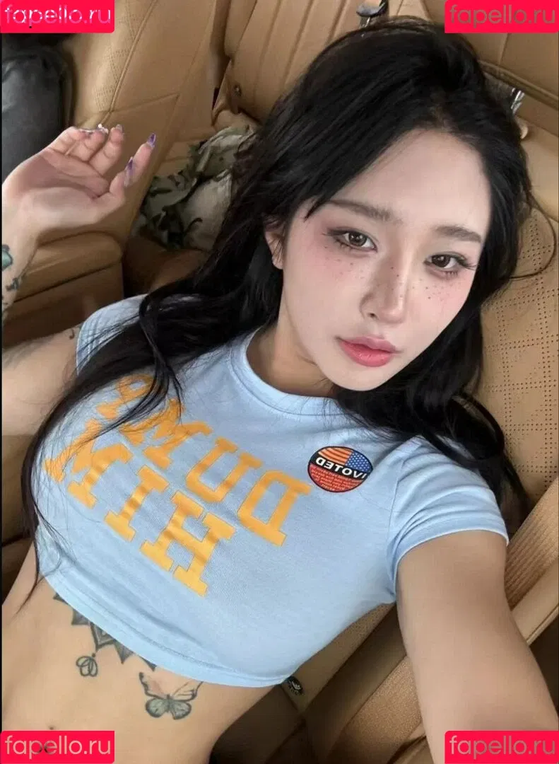 Hitomi Songyuxin / Lindsay78690789 / i_am_hitomi_1994 / songyuxinhitomi Onlyfans Photo Gallery 