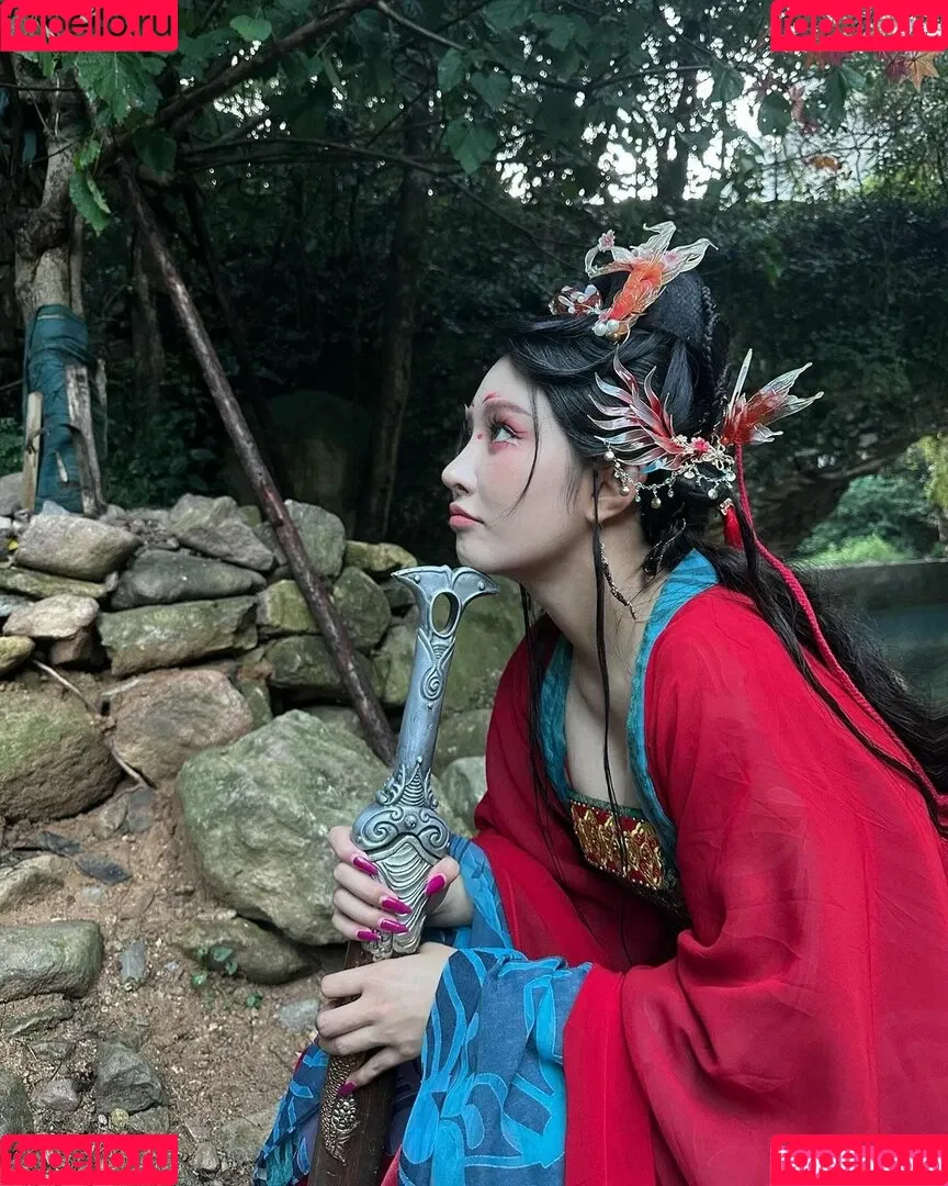 Hitomi Songyuxin / Lindsay78690789 / i_am_hitomi_1994 / songyuxinhitomi Onlyfans Photo Gallery 