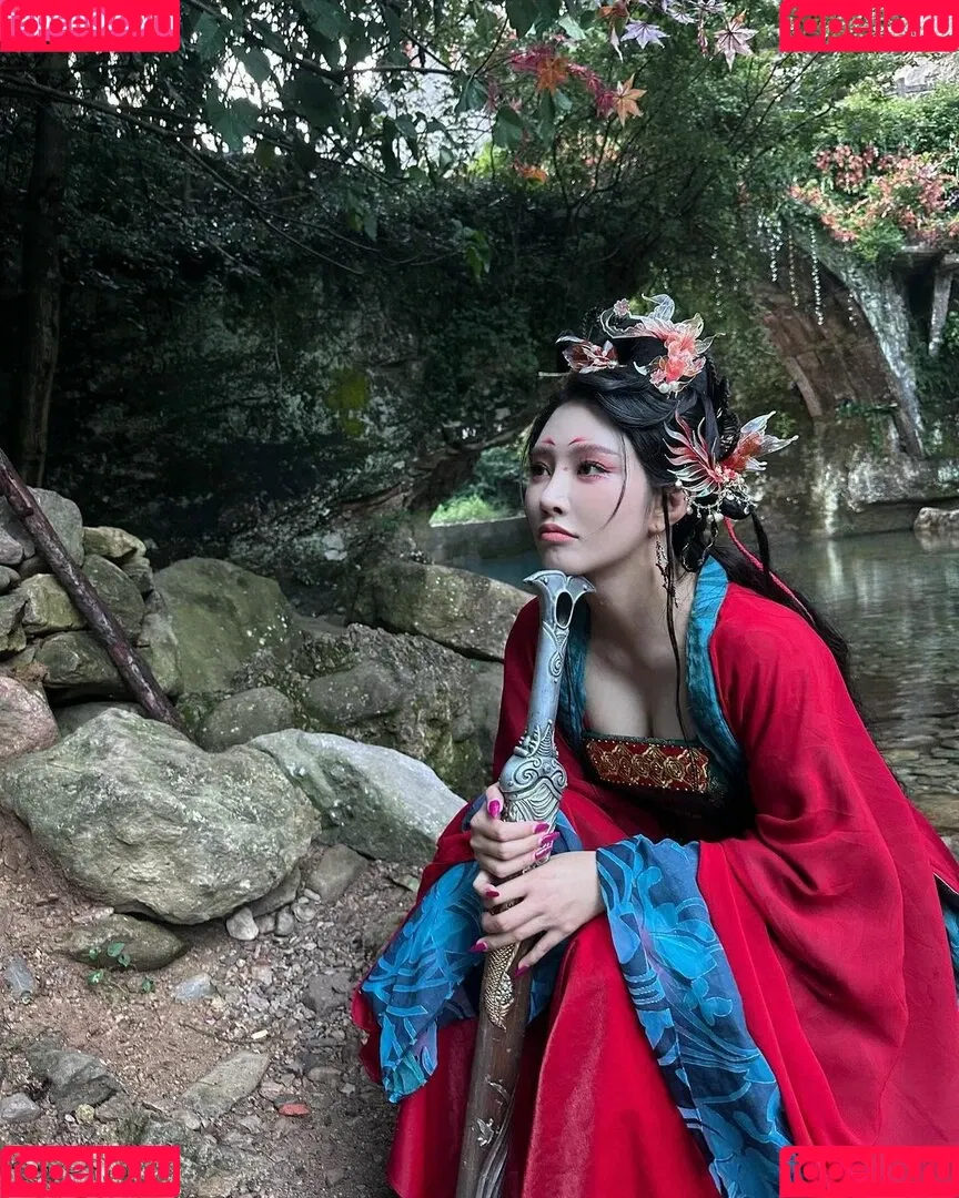 Hitomi Songyuxin / Lindsay78690789 / i_am_hitomi_1994 / songyuxinhitomi Onlyfans Photo Gallery 
