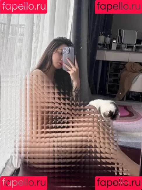Hitomi Songyuxin / Lindsay78690789 / i_am_hitomi_1994 / songyuxinhitomi Onlyfans Photo Gallery 