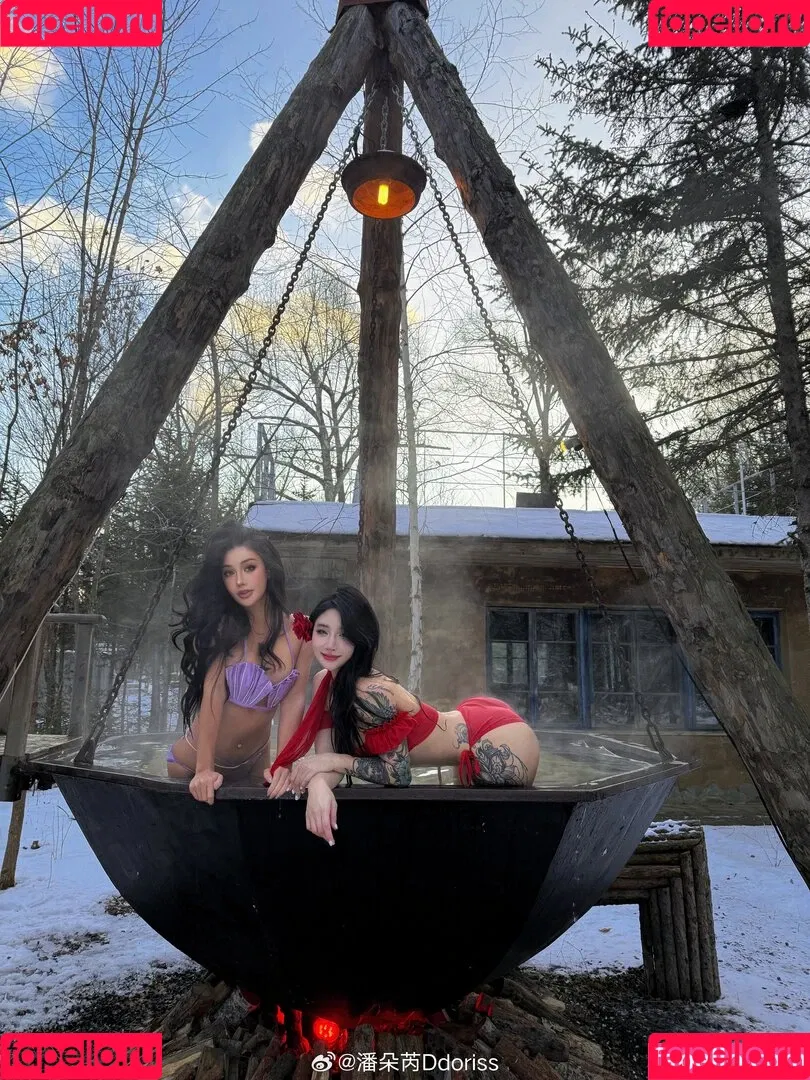 Hitomi Songyuxin / Lindsay78690789 / i_am_hitomi_1994 / songyuxinhitomi Onlyfans Photo Gallery 