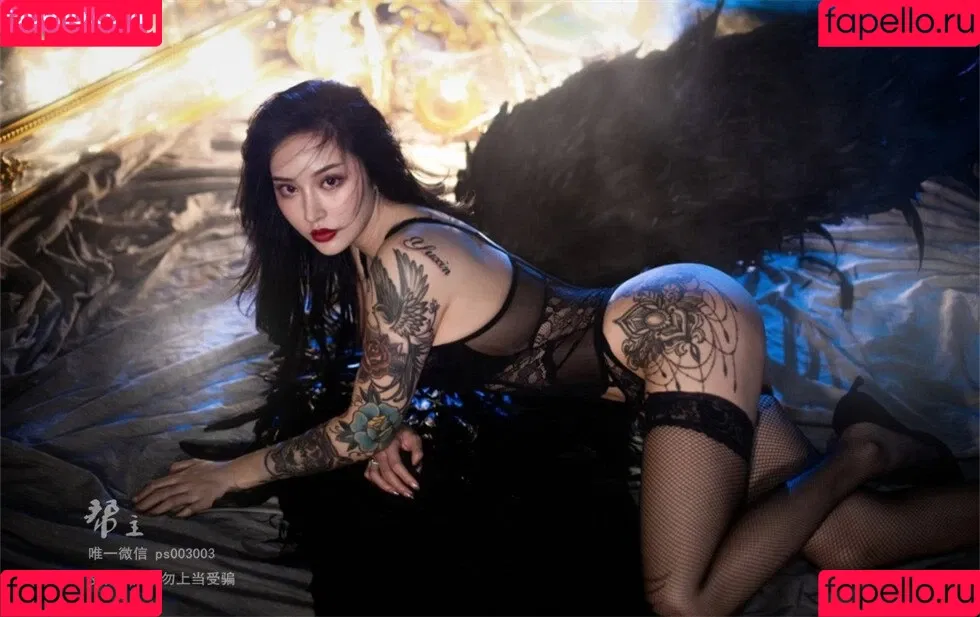 Hitomi Songyuxin / Lindsay78690789 / i_am_hitomi_1994 / songyuxinhitomi Onlyfans Photo Gallery 