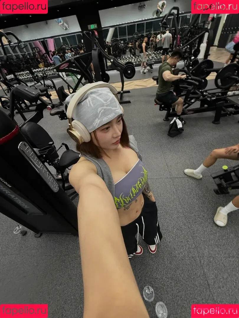 Hitomi Songyuxin / Lindsay78690789 / i_am_hitomi_1994 / songyuxinhitomi Onlyfans Photo Gallery 