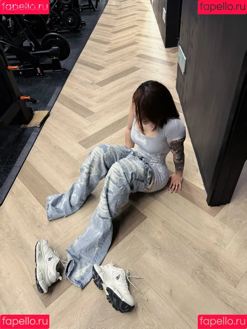 Hitomi Songyuxin / Lindsay78690789 / i_am_hitomi_1994 / songyuxinhitomi Onlyfans Photo Gallery 