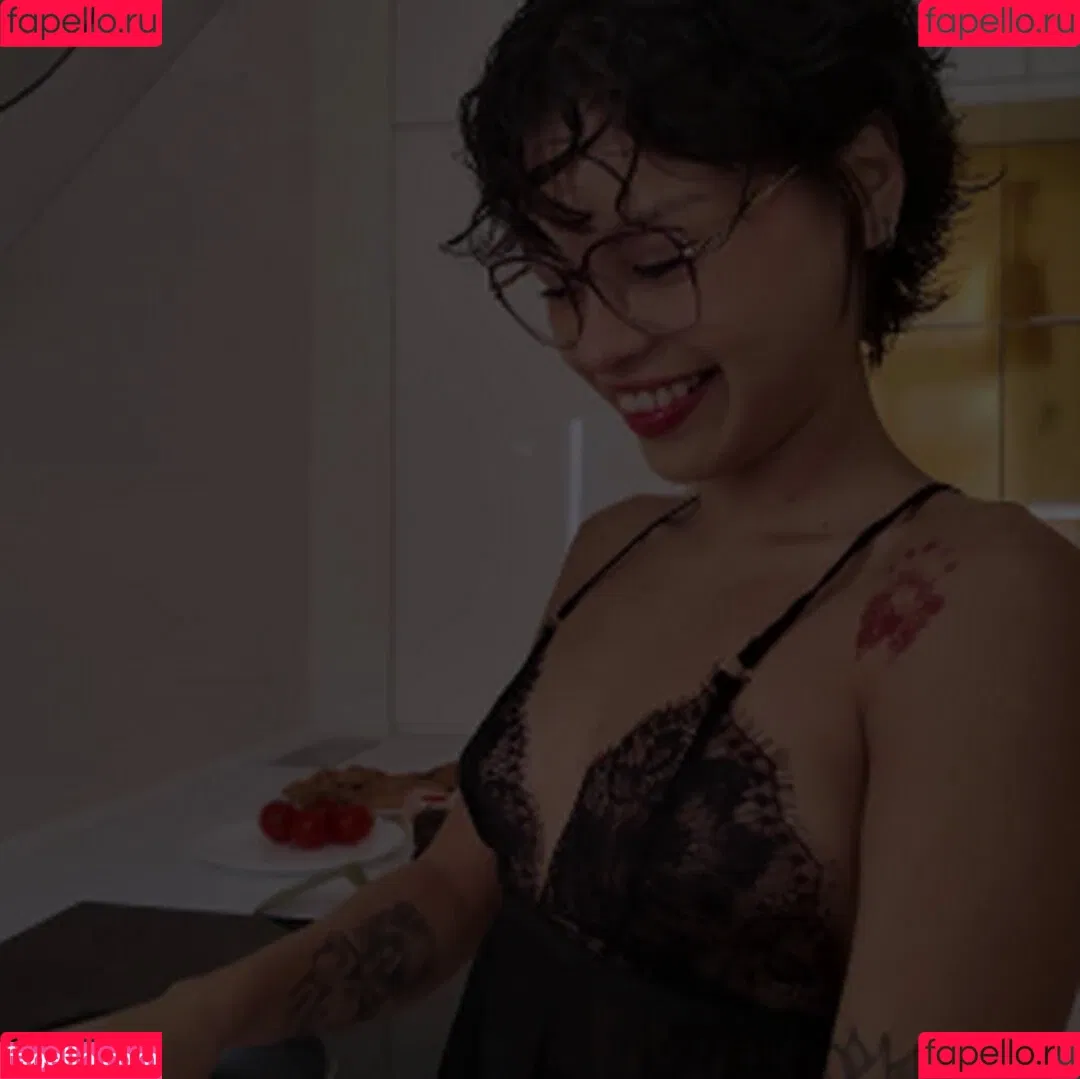 Baph Ley / Lilith Baph / Sophia Haywar / baphometlilith / theycalledherlilith Onlyfans Photo Gallery 