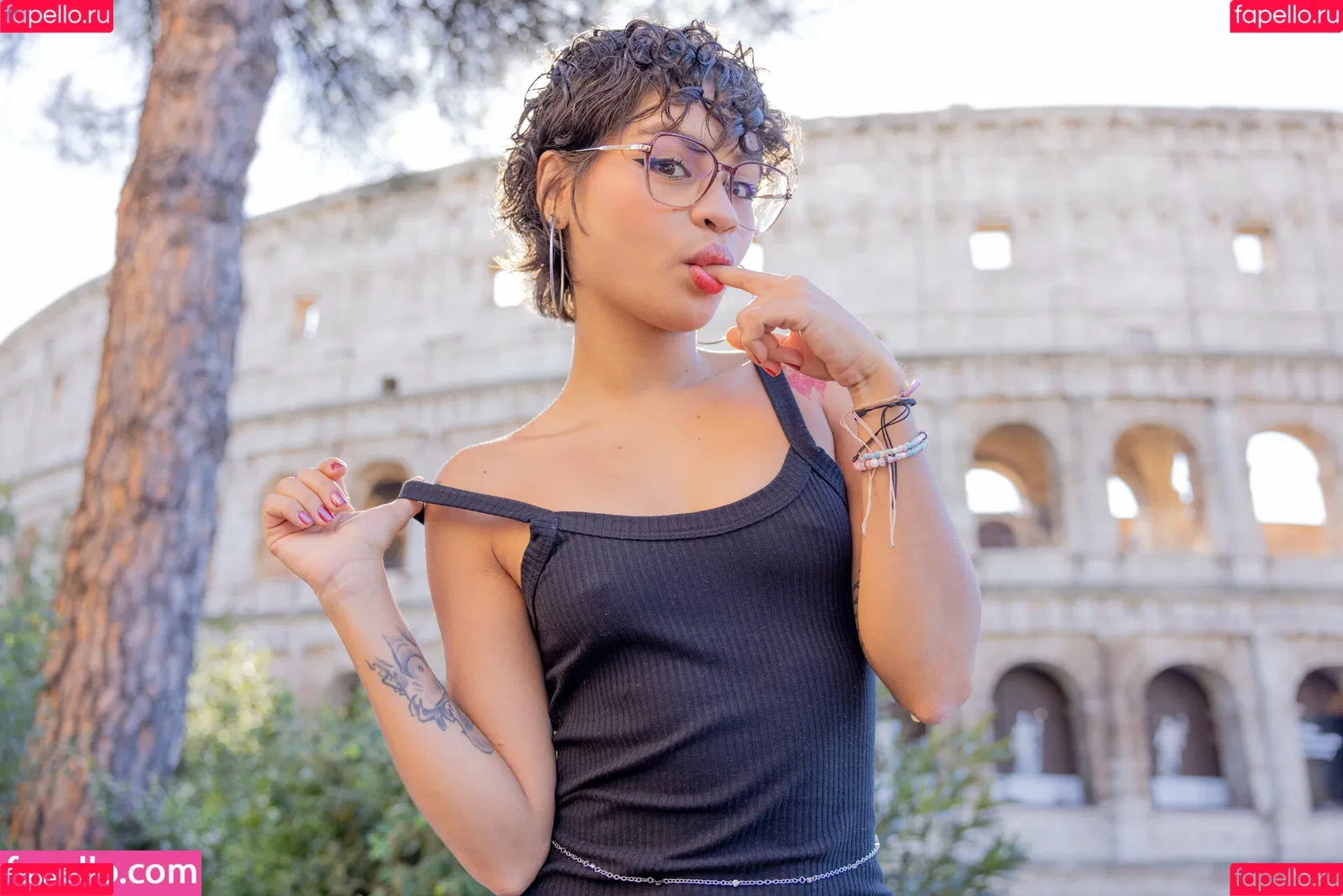Baph Ley / Lilith Baph / Sophia Haywar / baphometlilith / theycalledherlilith Onlyfans Photo Gallery 