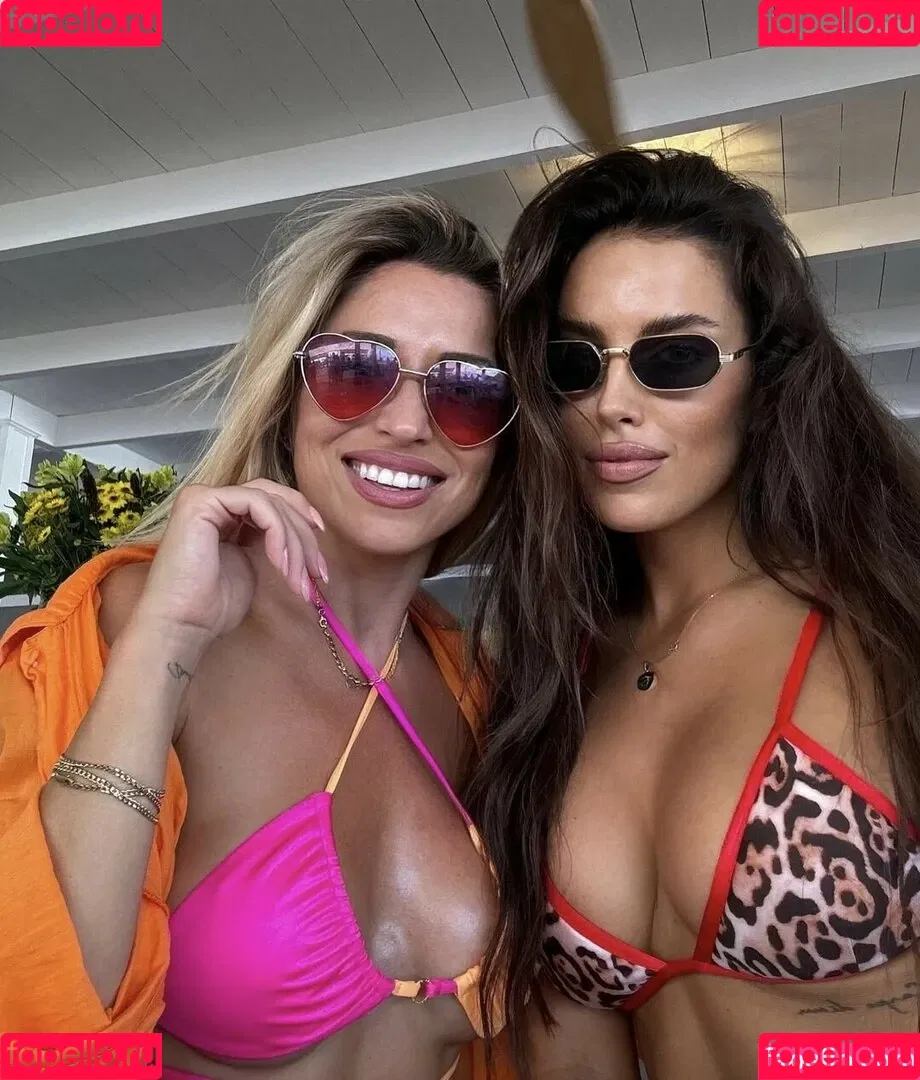 Simona Leskovska / simileskovska Onlyfans Photo Gallery 