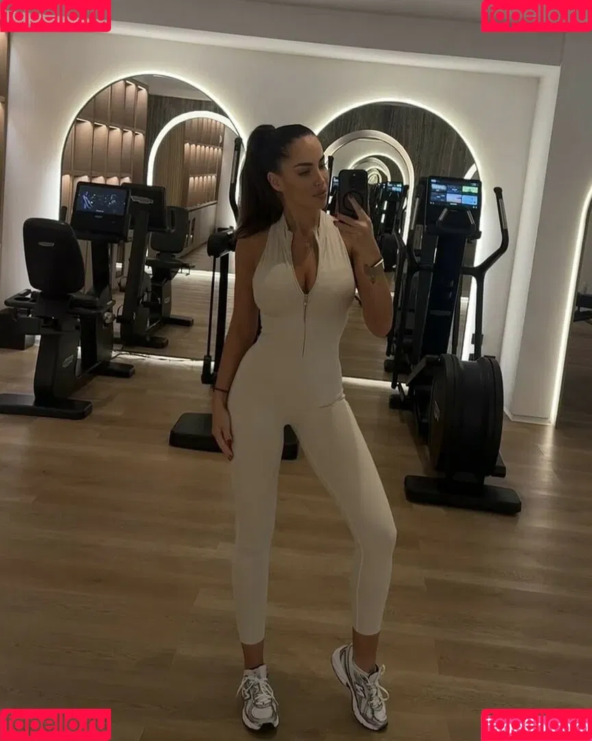 Simona Leskovska / simileskovska Onlyfans Photo Gallery 