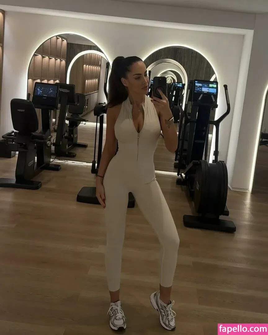 Simona Leskovska / simileskovska Onlyfans Photo Gallery 