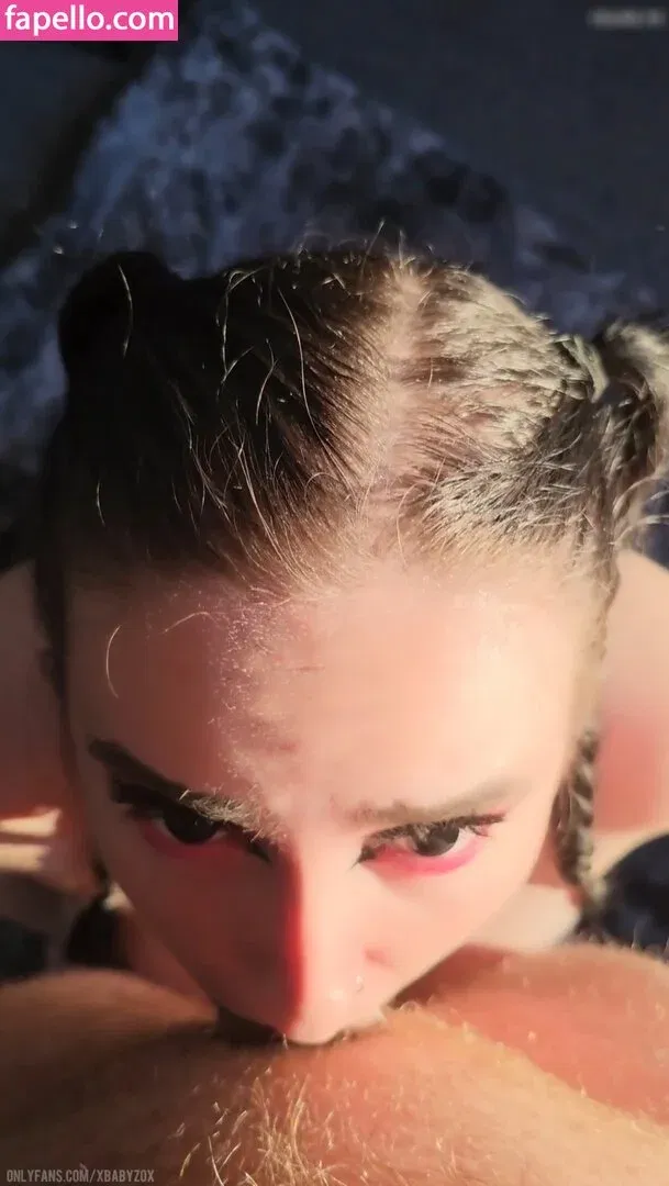 xbabyzox Onlyfans Photo Gallery 