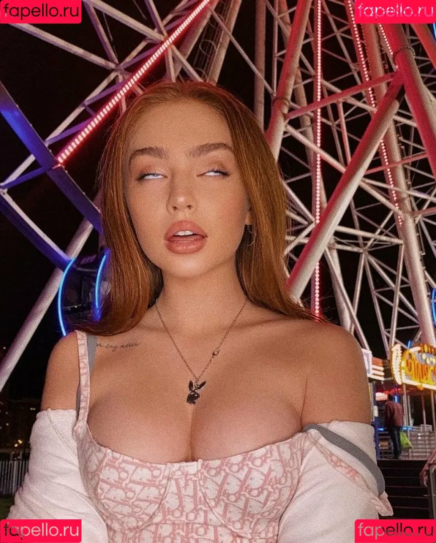Renata Ri / Renatarii / renata_ri / renatarrii Onlyfans Photo Gallery 