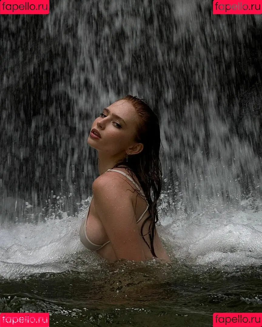 Renata Ri / Renatarii / renata_ri / renatarrii Onlyfans Photo Gallery 