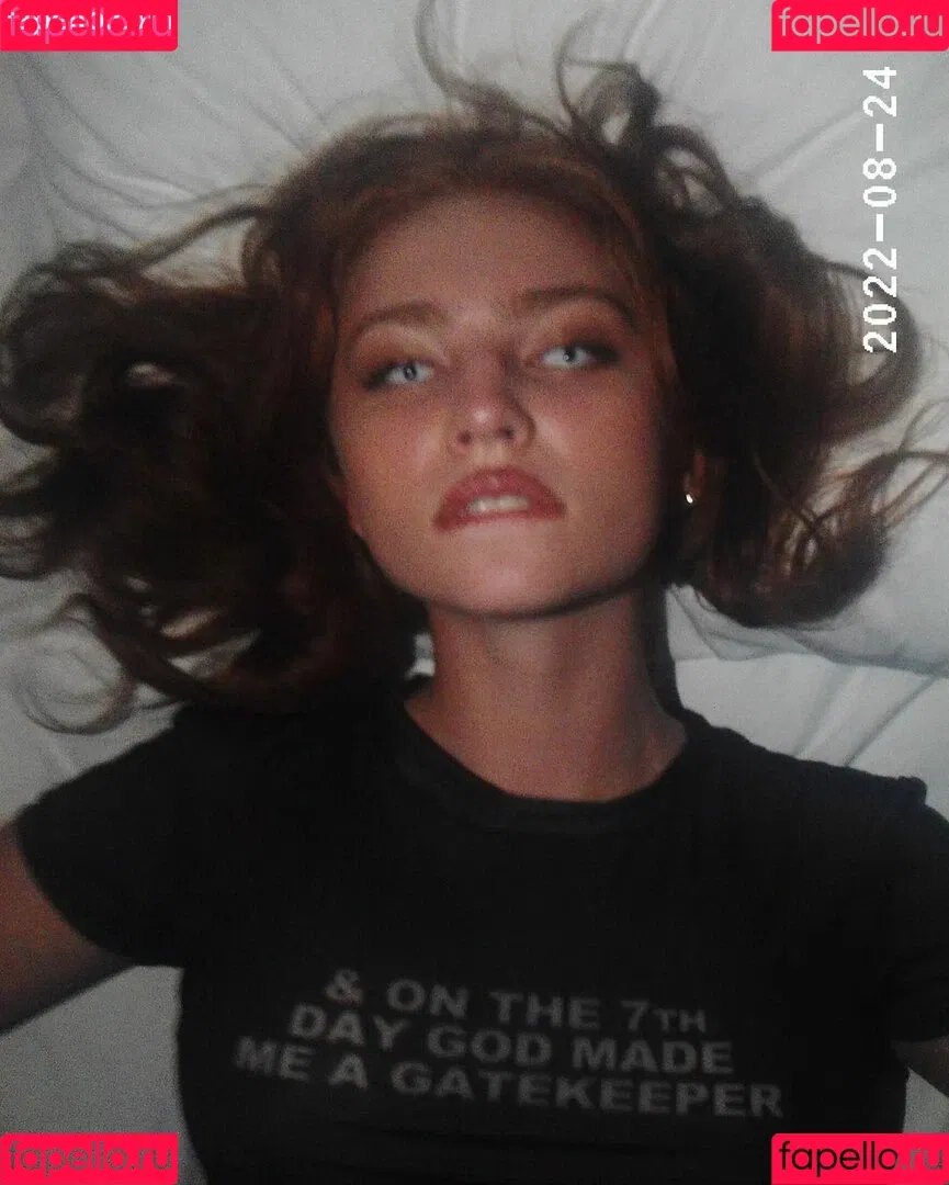 Renata Ri / Renatarii / renata_ri / renatarrii Onlyfans Photo Gallery 