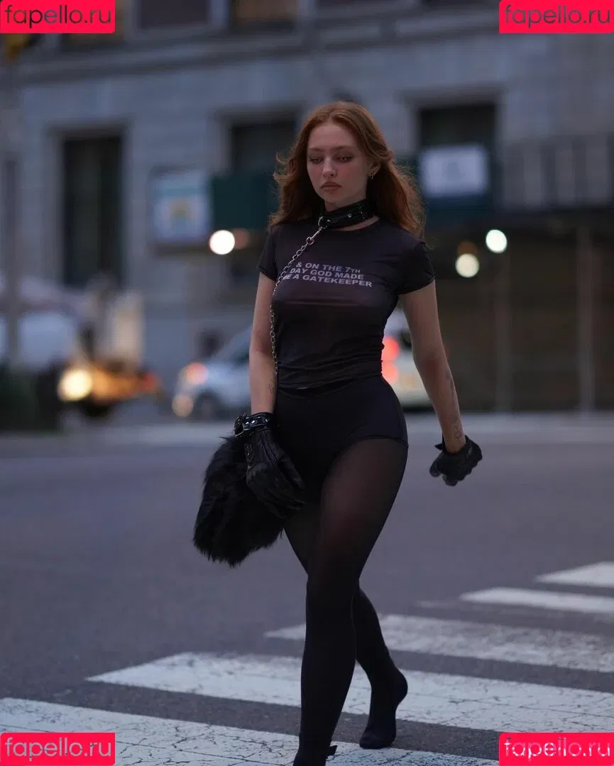 Renata Ri / Renatarii / renata_ri / renatarrii Onlyfans Photo Gallery 