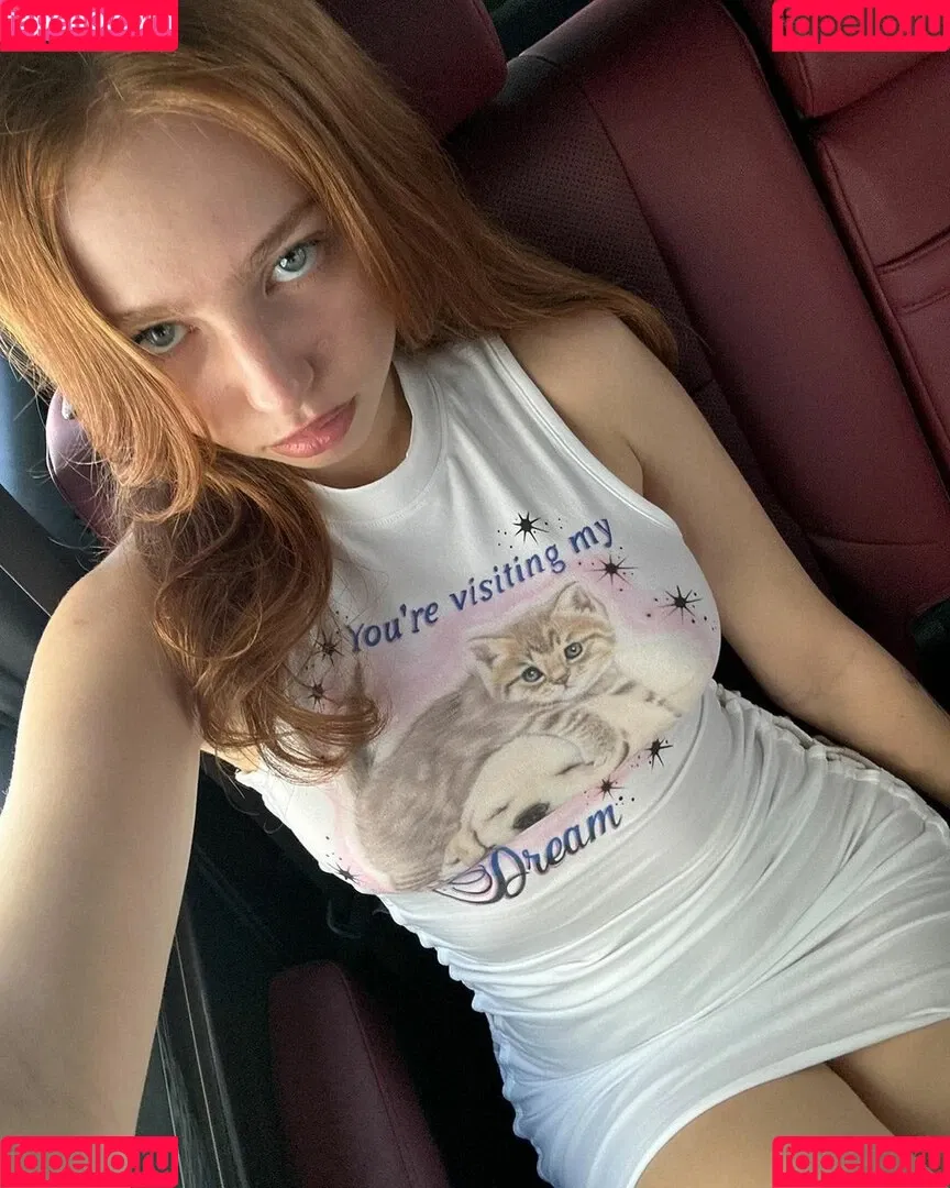 Renata Ri / Renatarii / renata_ri / renatarrii Onlyfans Photo Gallery 
