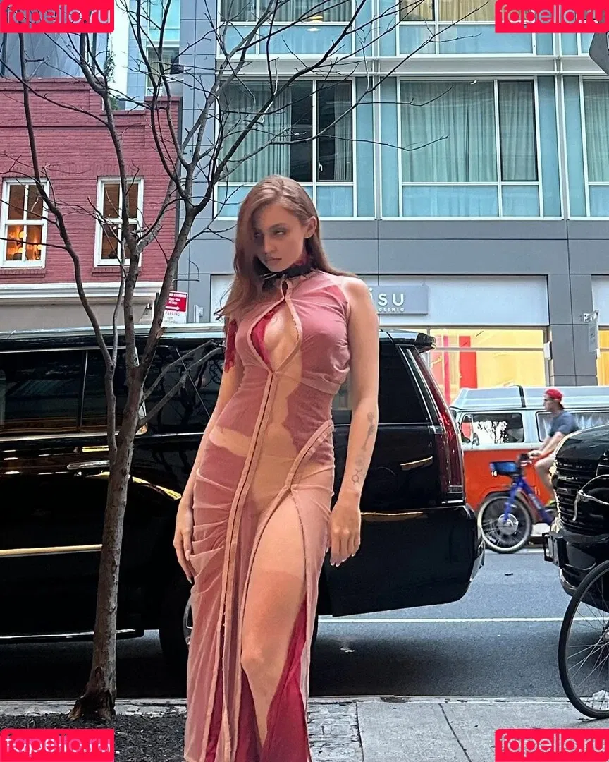 Renata Ri / Renatarii / renata_ri / renatarrii Onlyfans Photo Gallery 