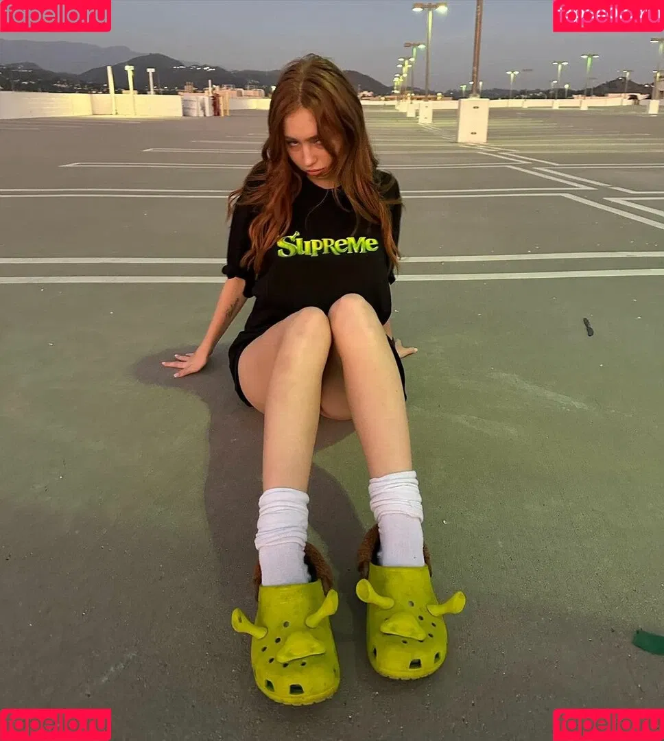 Renata Ri / Renatarii / renata_ri / renatarrii Onlyfans Photo Gallery 