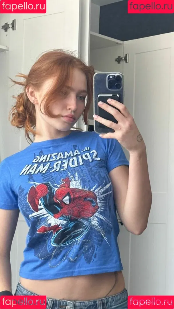 Renata Ri / Renatarii / renata_ri / renatarrii Onlyfans Photo Gallery 