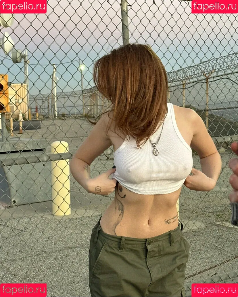 Renata Ri / Renatarii / renata_ri / renatarrii Onlyfans Photo Gallery 