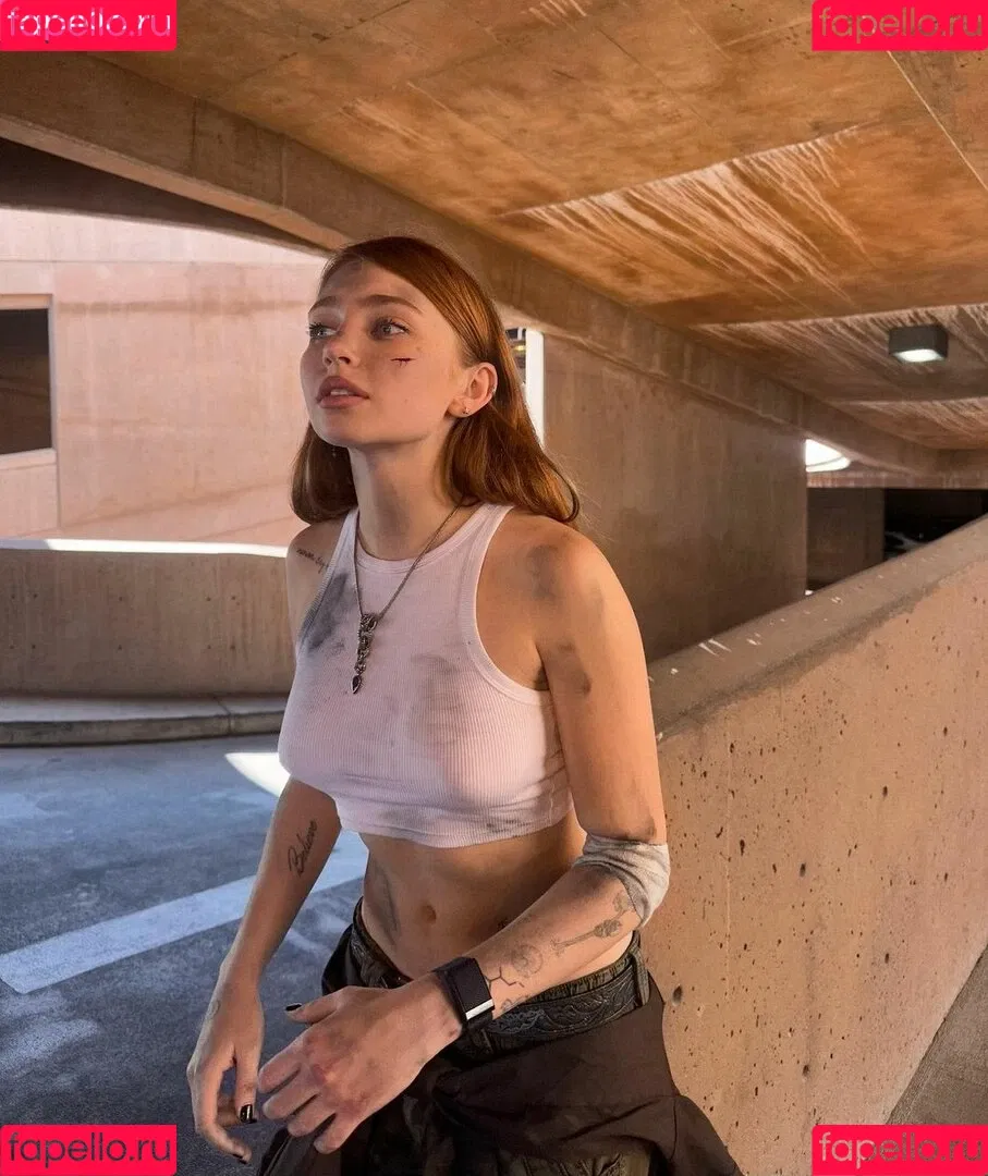 Renata Ri / Renatarii / renata_ri / renatarrii Onlyfans Photo Gallery 