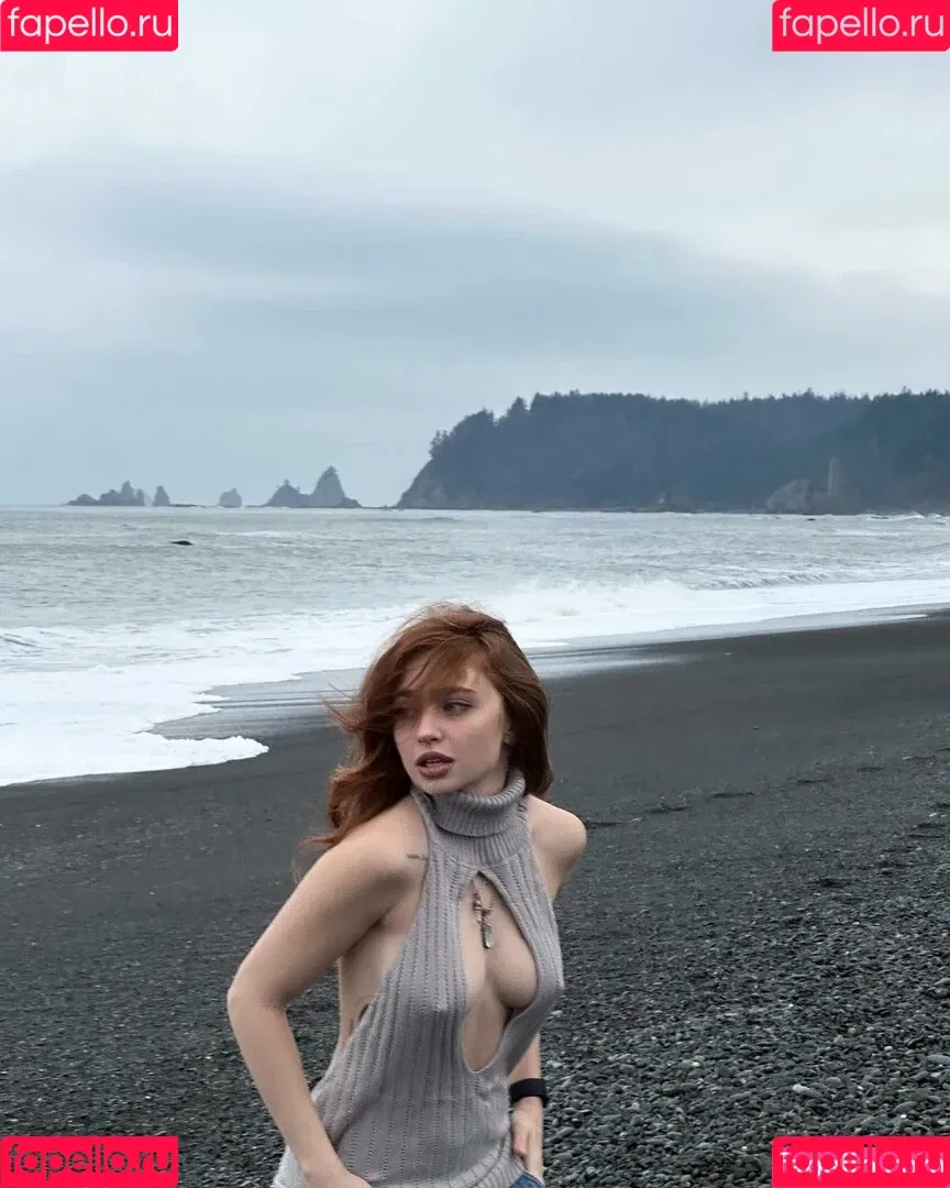 Renata Ri / Renatarii / renata_ri / renatarrii Onlyfans Photo Gallery 