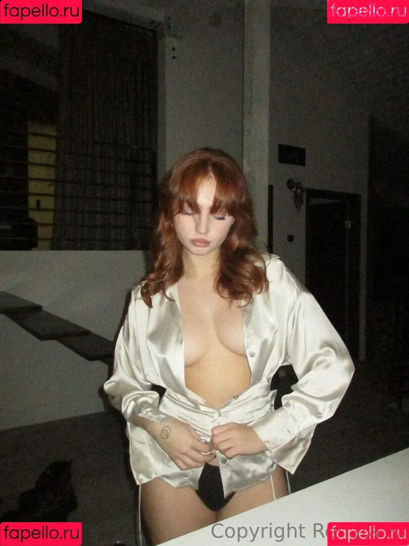 Renata Ri / Renatarii / renata_ri / renatarrii Onlyfans Photo Gallery 